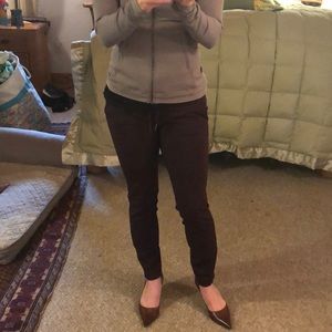 Lululemon On The Fly pant